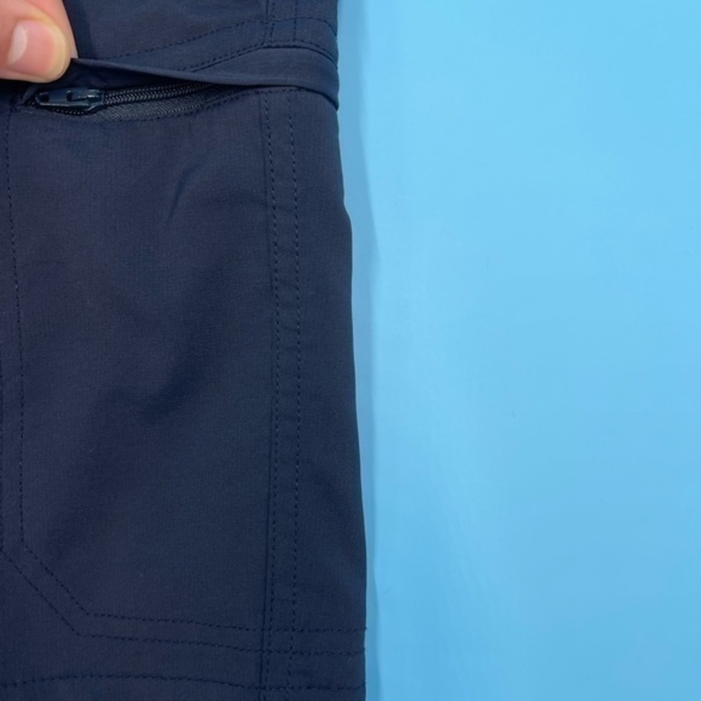 CHAPS Shorts - Picture 2 of 4
